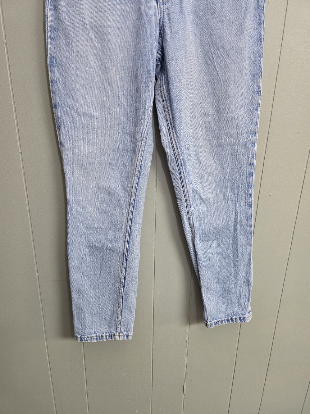 ASOS Design High Rise Mom Jeans Size 28 - Picture 3 of 9